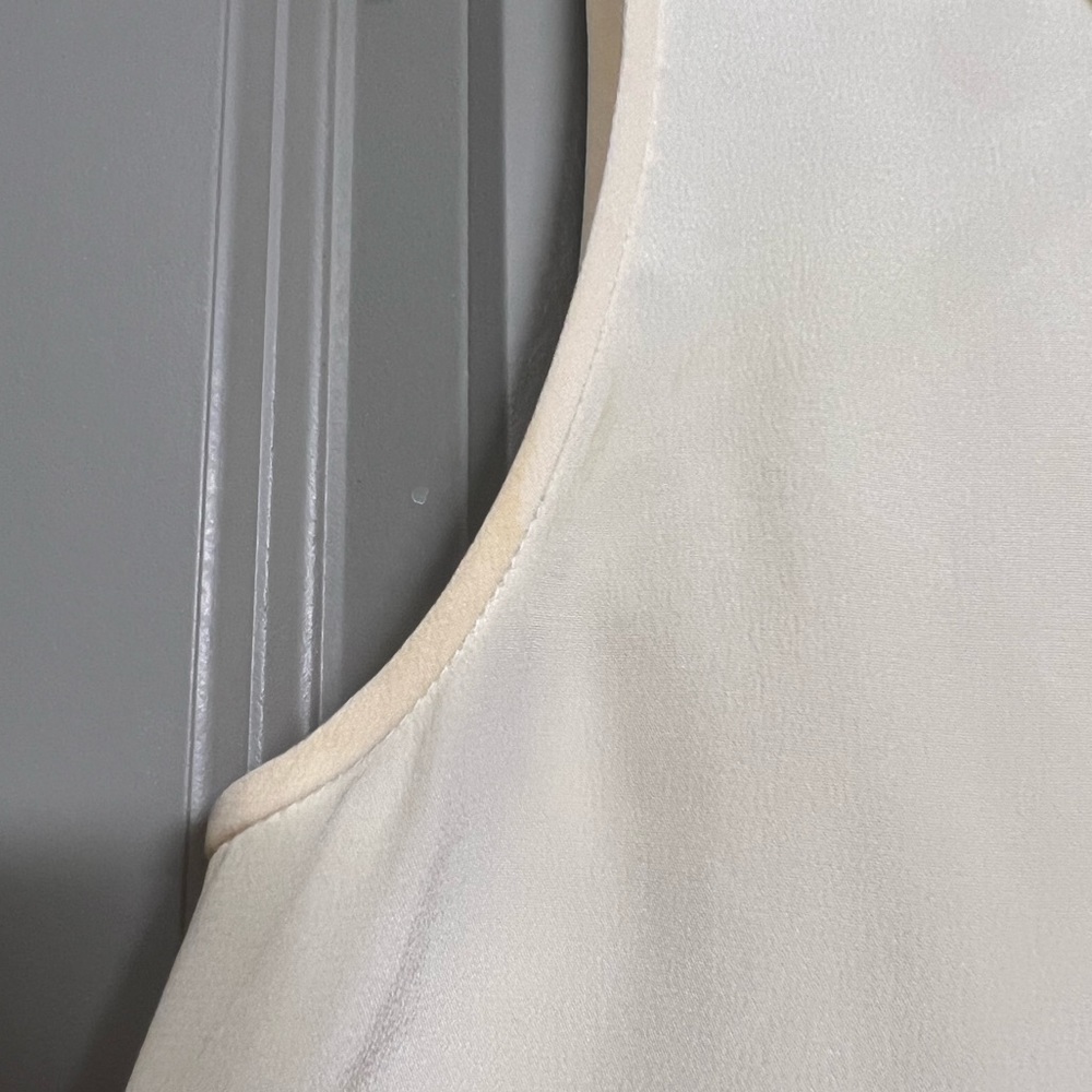 Cream Kate Spade Sleeveless Silk Blouse with Ruffle Collar GUC - Picture 4 of 11
